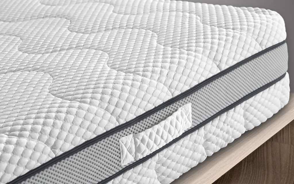 Mondo Convenienza Fresh Deluxe, bordo con maniglia e fascia 3D