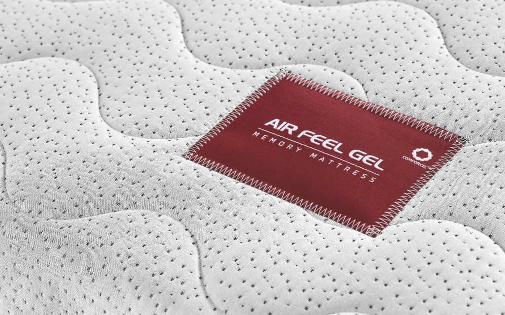 Mondo Convenienza Air Feel, etichetta Air Feel Gel sulla trapunta