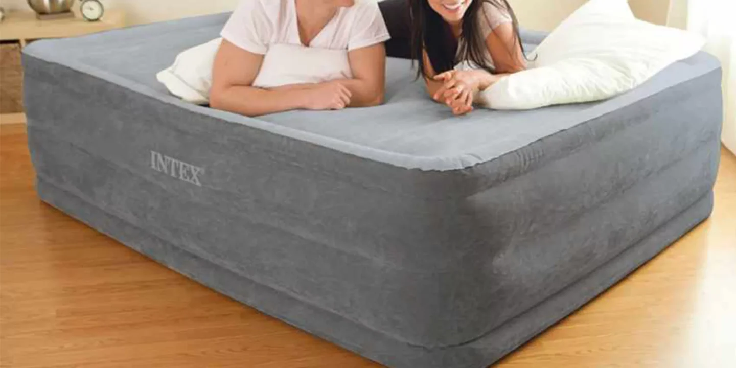 Migliori materassi gonfiabili matrimoniali: classifica e prezzi