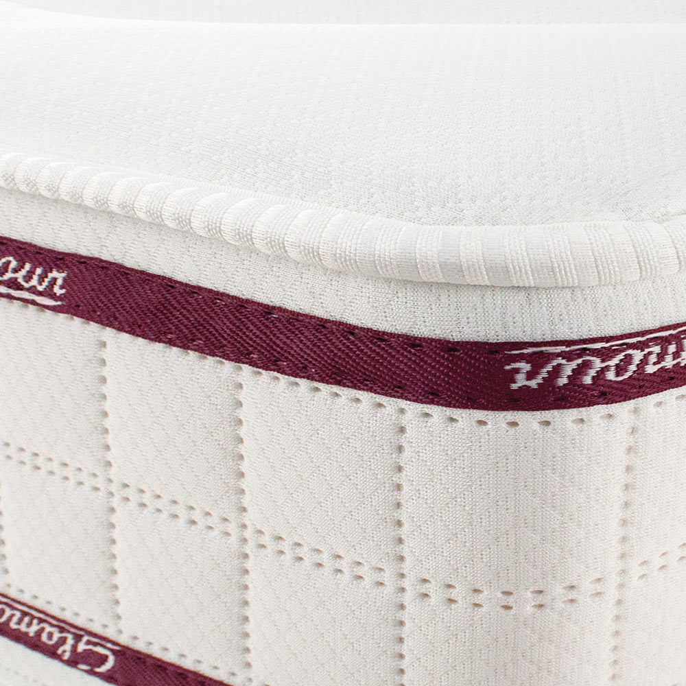 Nardelli Spring, fascia laterale con bordo ricamato
