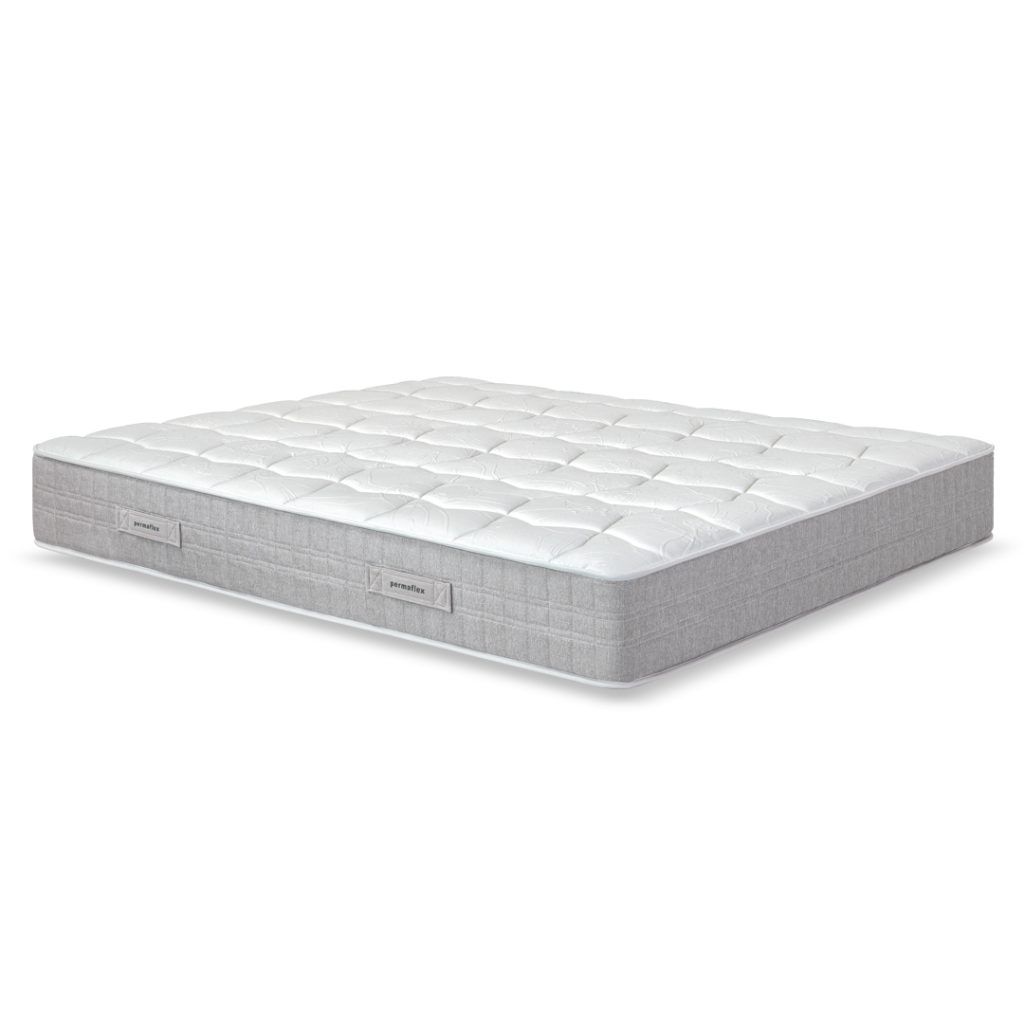 Materasso Permaflex Confort su sfondo bianco