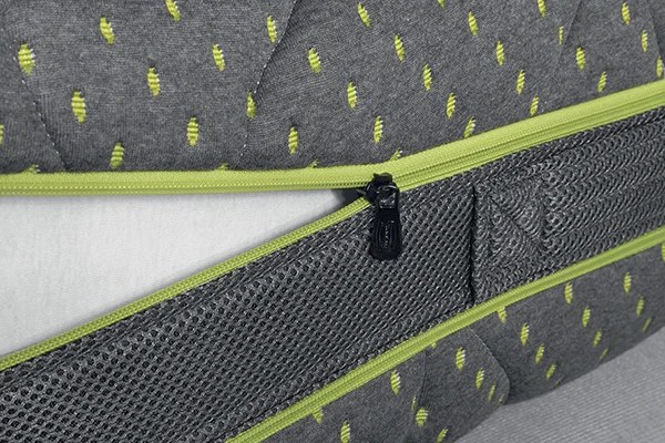 Simmons Nostress Memored, fodera sfoderabile con cerniera