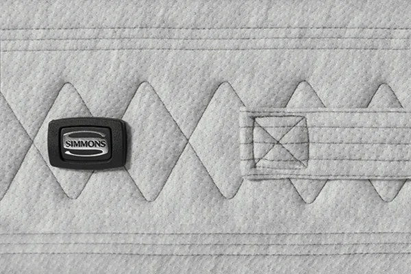 Simmons Plenitude Dynamic, fascia perimetrale con logo e maniglia