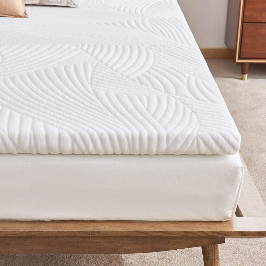 Sweetnight topper 5 cm – superficie della fodera con trapuntatura a onde