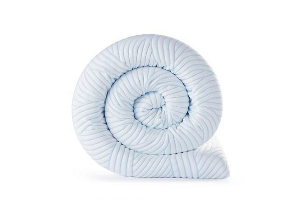 TEMPUR PRO Plus SmartCool Topper arrotolato, visto di lato