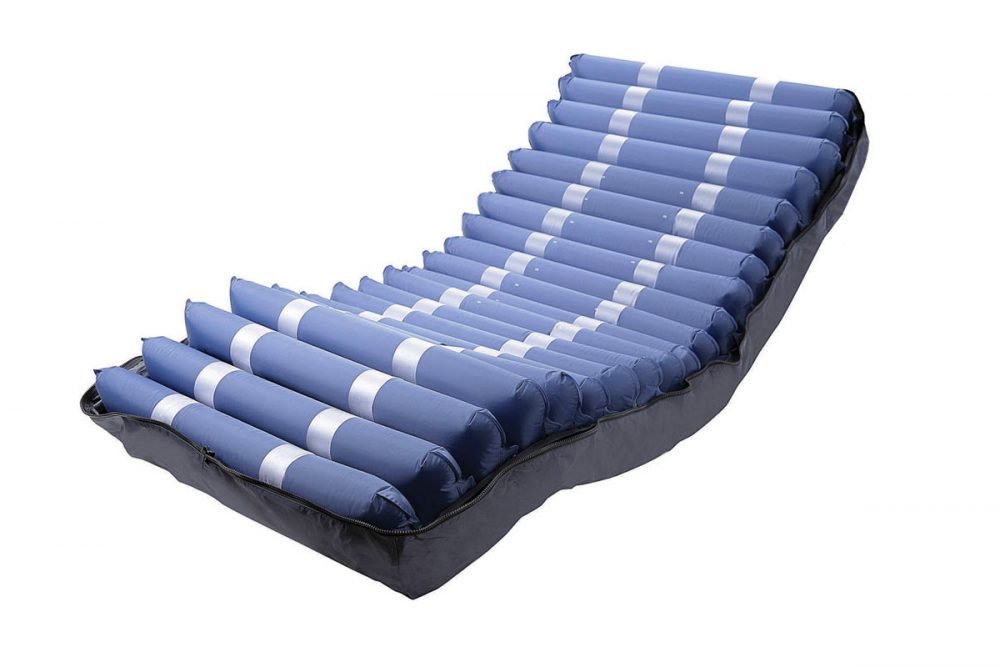 Moretti Piuma UP3, materasso a 20 celle con coperta aperta